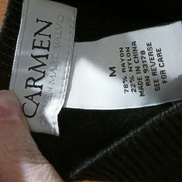 NWT Carmen Marc Valvo studded black sweater. Size M - Picture 4 of 4